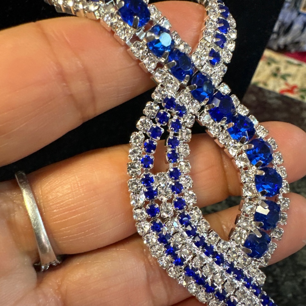 Rhinestone necklace
